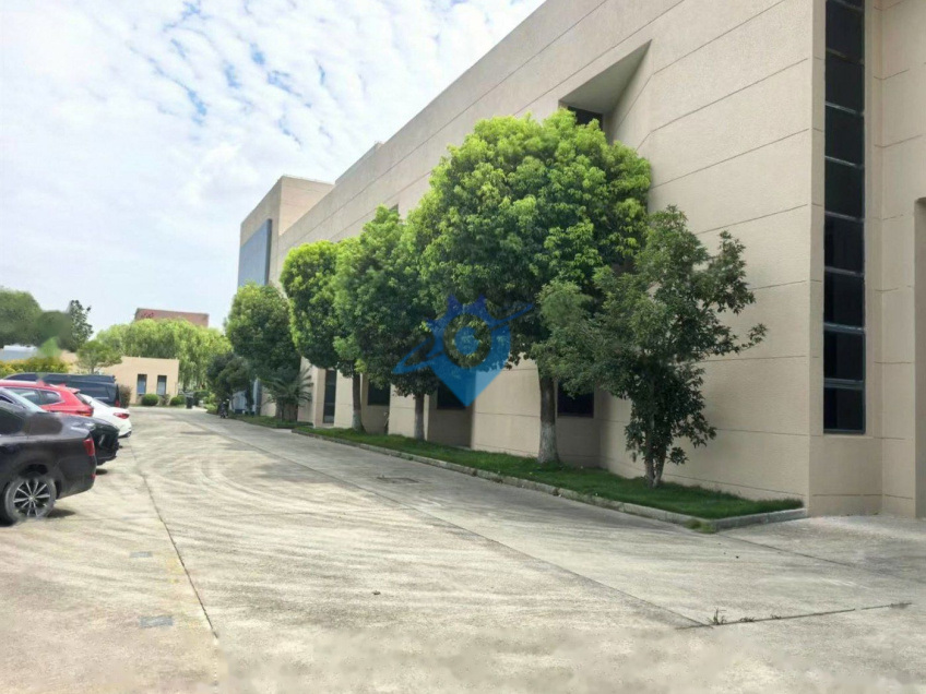 厂房出租。适合生产加工汽车展厅,和仓库物流等行业,